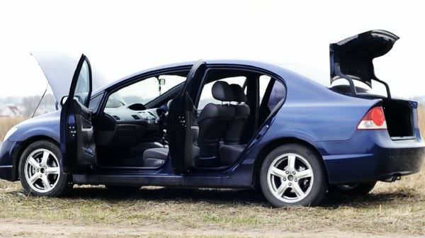 Вскрытие автомобиля без повреждения Вскрытие автомобиля без повреждения